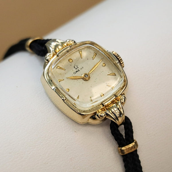 1944 OMEGA Ladies Cocktail Wristwatch 17 Jewels Cal. R13.5 Vintage Watch  14K GF