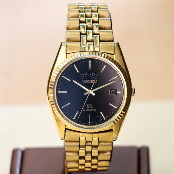 1990 SEIKO SQ Quartz Watch Day/Date 5Y23 Coin Edge Bezel and