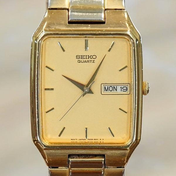 Vintage SEIKO Quartz Day/Date - 7N33-5028 Original Seiko Flex