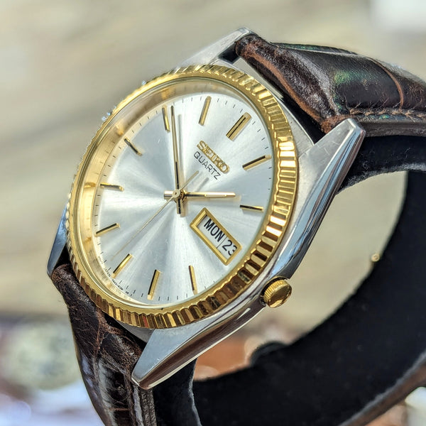 1994 SEIKO Quartz Watch Day/Date 7N43-8111 Two-Tone Vintage