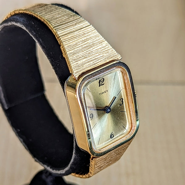 Timex Vintage Ladies Watch Mechanical Winding Gold-Tone Case Stainless Dial PXL_20240129_191412245_2_mediu  main image 4