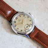 1944 OMEGA Military WWII Wristwatch 15 Jewels Cal. 26.5 T Swiss Made Watch