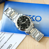 2000 SEIKO Dress Watch Date Indicator Ref. SGEE95 Black Dial Wristwatch Box & Papers!