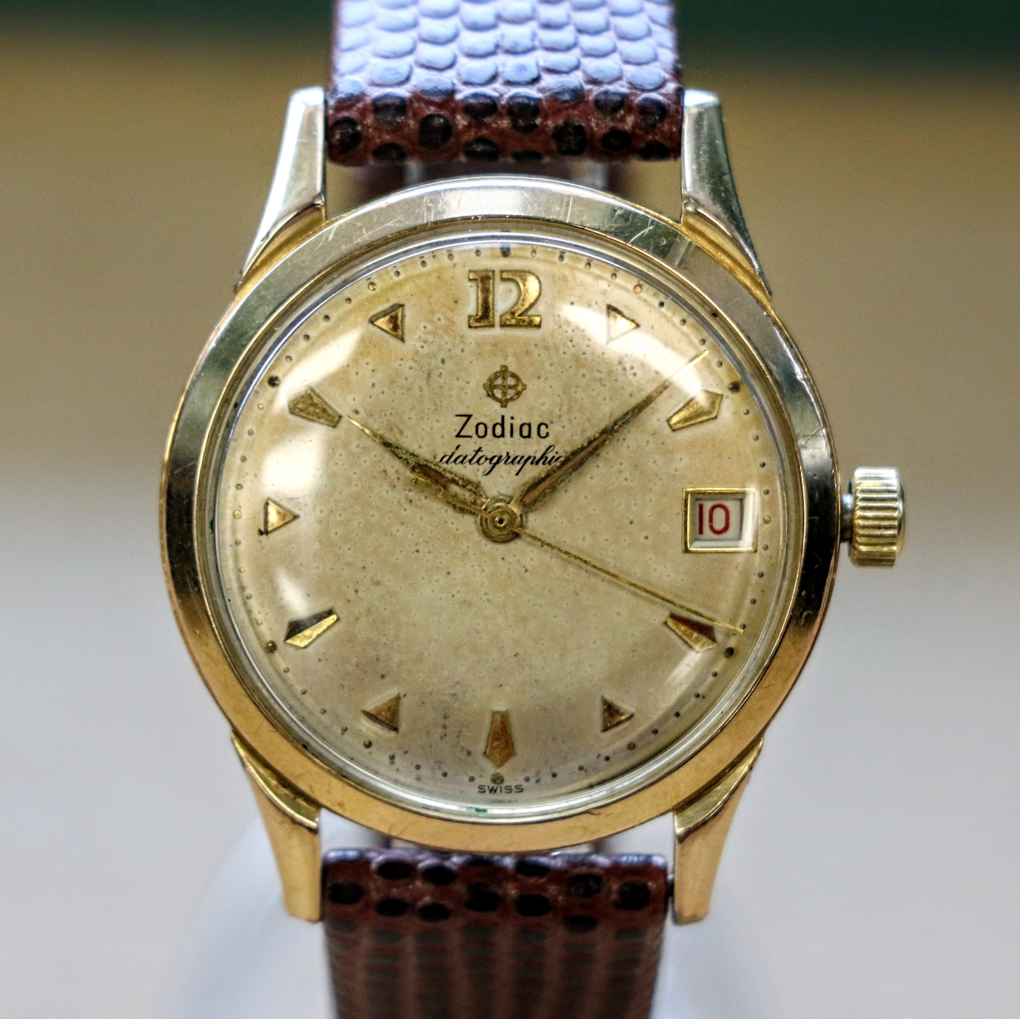 Vintage ZODIAC Dategraphic Wristwatch Automatic Date Indicator Watch 34mm