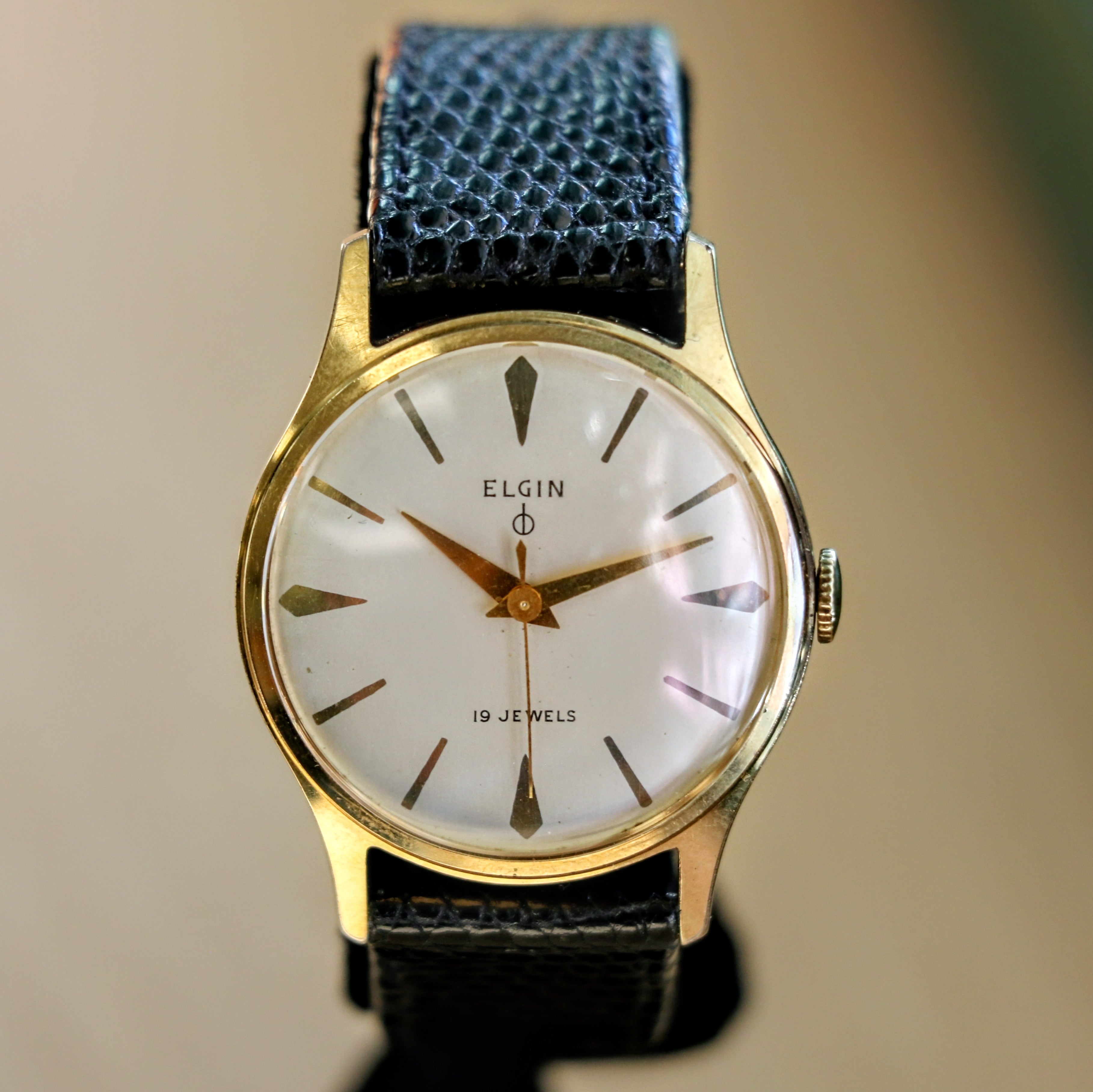 19 Jewels Elgin Durapower Wrist Watch ELGIN DuraPower