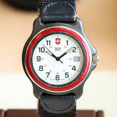 Watch Lot of 8 Swiss Non working Army Marlboro Adventure Team Watch & Paris Marlboro ADVENTURE TEAM Swiss Army Watch | eBay main image 2