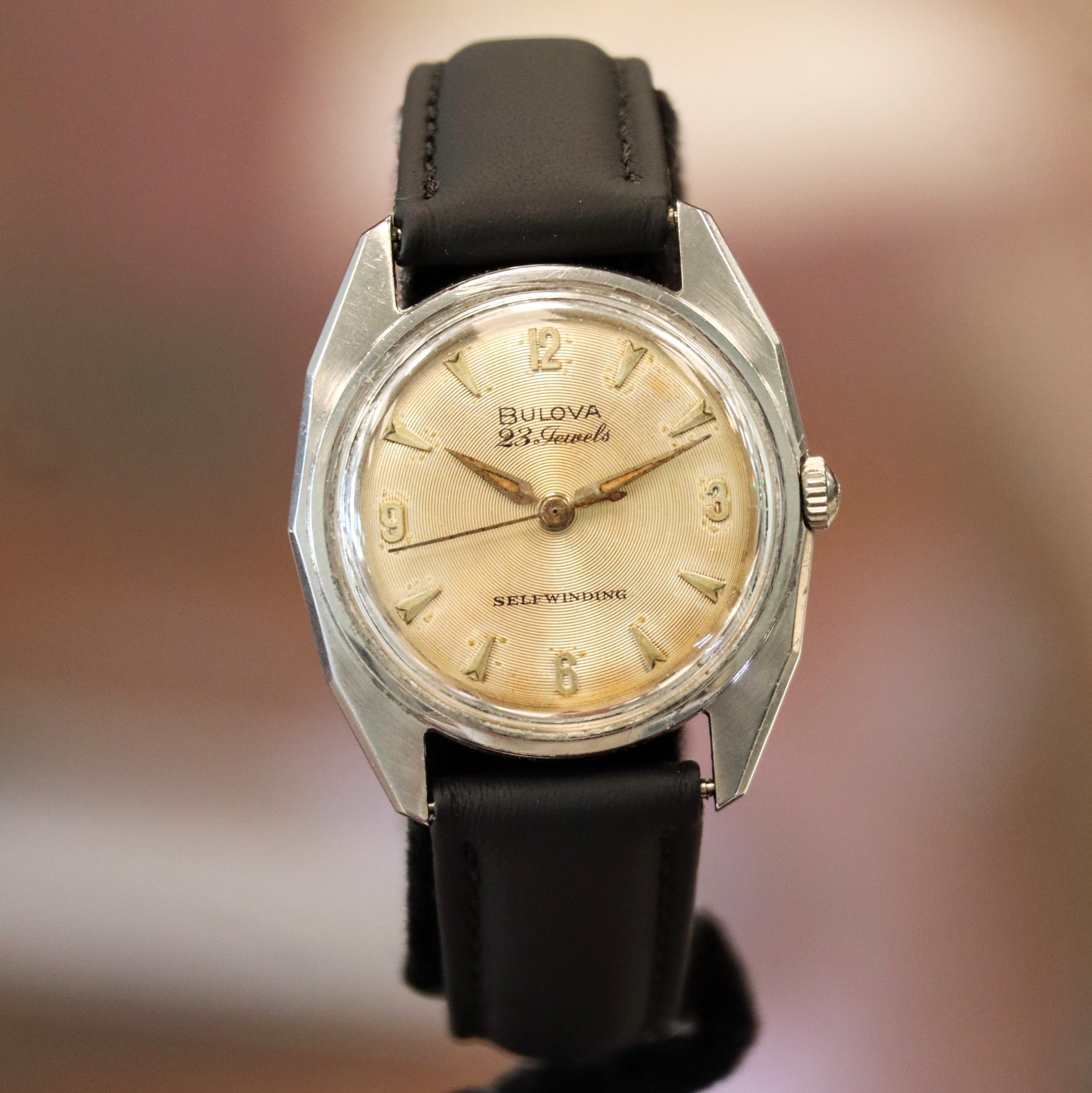 1960 BULOVA 23