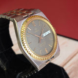 1984 Omega Seamaster Quartz Watch 396.0924 Cal. 1425 7 Jewels Day/Date Waffle Dial