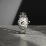 Bulova Surveyor Automatic Watch 96A345 White Dial 21 Jewels 39mm ALL S.S.