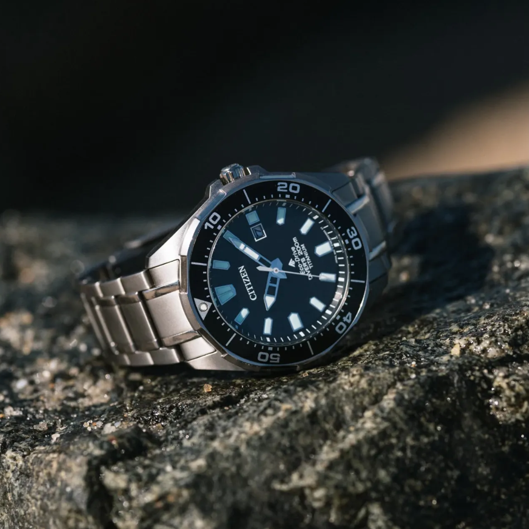 Citizen Men’s ISO Dive Watch – Super Titanium Bracelet and 200M Water Resistance