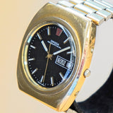1972 OMEGA Megaquartz 32 KHz Watch 196.0030 Cal. 1310 Day/Date Wristwatch - Original Omega Bracelet