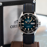 ORIENT Automatic Diver Watch Day/Date ALL ORIGINAL F692-UAV0 - Including Original Bracelet & Double Box