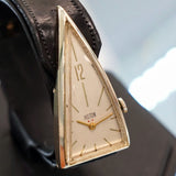 Vintage HILTON “A Parabolic Watch” 17 Jewels Triangle Wristwatch Swiss Made Wristwatch