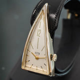 Vintage HILTON “A Parabolic Watch” 17 Jewels Triangle Wristwatch Swiss Made Wristwatch