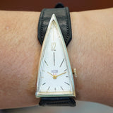 Vintage HILTON “A Parabolic Watch” 17 Jewels Triangle Wristwatch Swiss Made Wristwatch