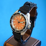 NOS! British Military Style Diver Watch Date Indicator Quartz Wristwatch Orange Dial 42mm