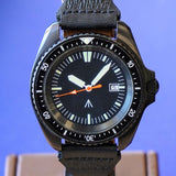 NOS! British Military Style Diver Watch Date Indicator Quartz Wristwatch Black Dial 42mm