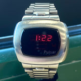 Vintage PULSAR P4 Classic LED Digital Watch 3310 Day Indicator Wristwatch