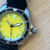 NOS! British Military Style Diver Watch Date Indicator Quartz Wristwatch Yellow Dial 42mm