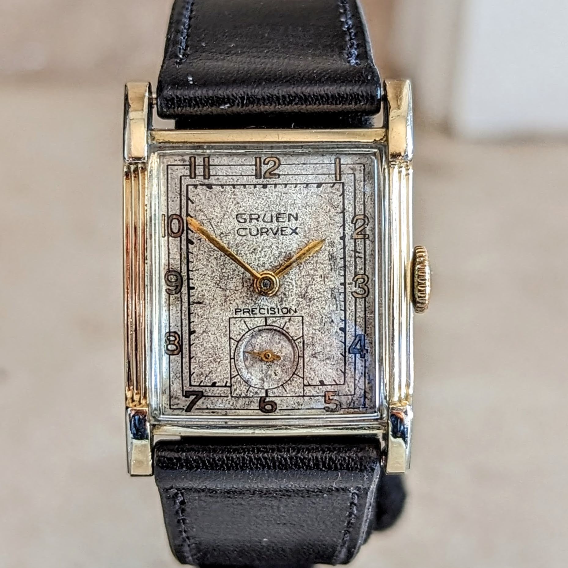 1940 GRUEN CURVEX Precision Watch 17 Jewels 440 Swiss Made