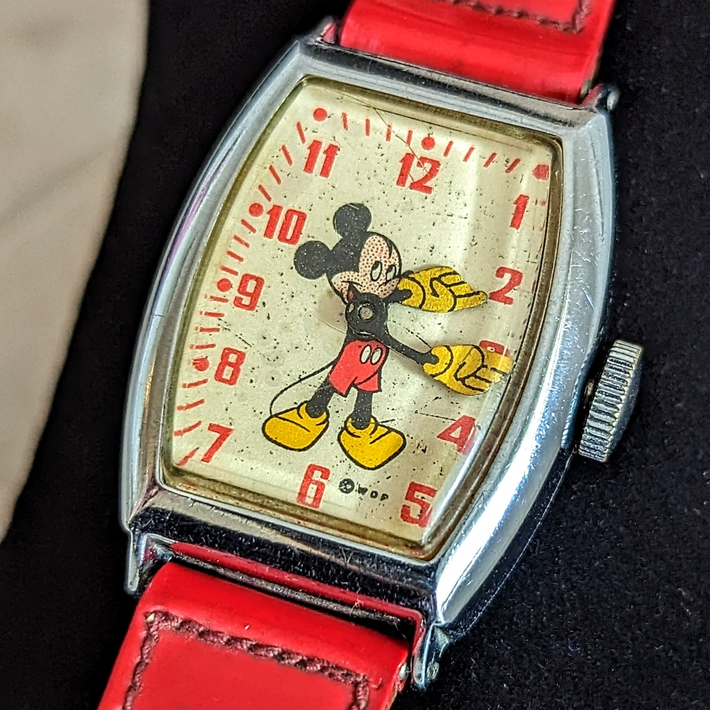 1948 MICKEY MOUSE Watch by Ingersoll – US Time Tank Case Original