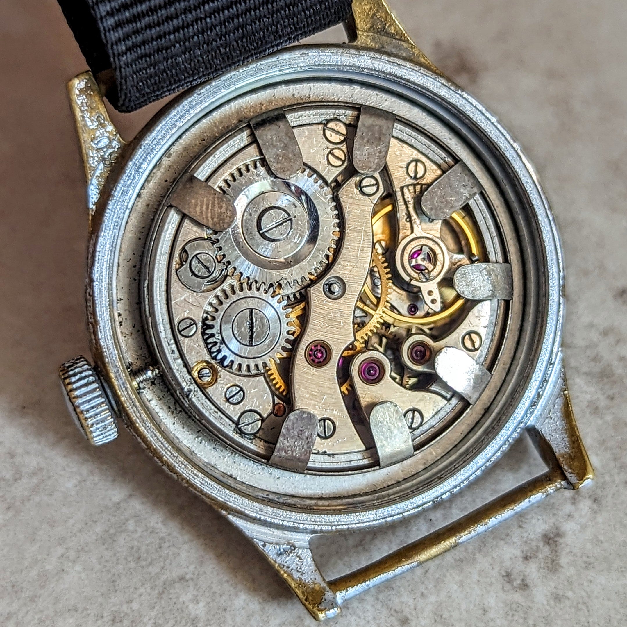 1942 HELVETIA German Army DH Watch 3190 15 Jewels WWII