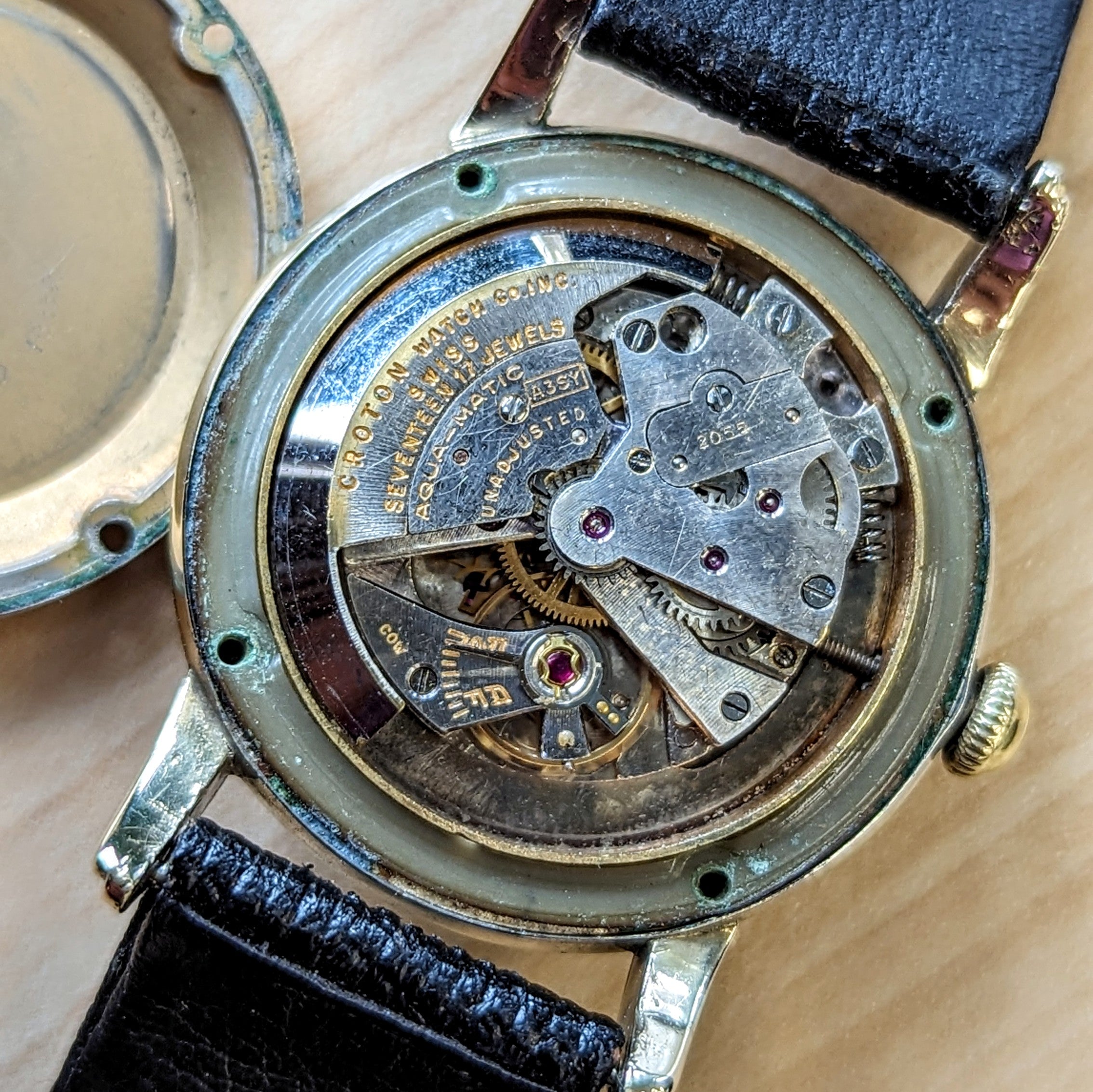 1950's CROTON Aquamatic Wristwatch Bumper Automatic 17 Jewels Cal