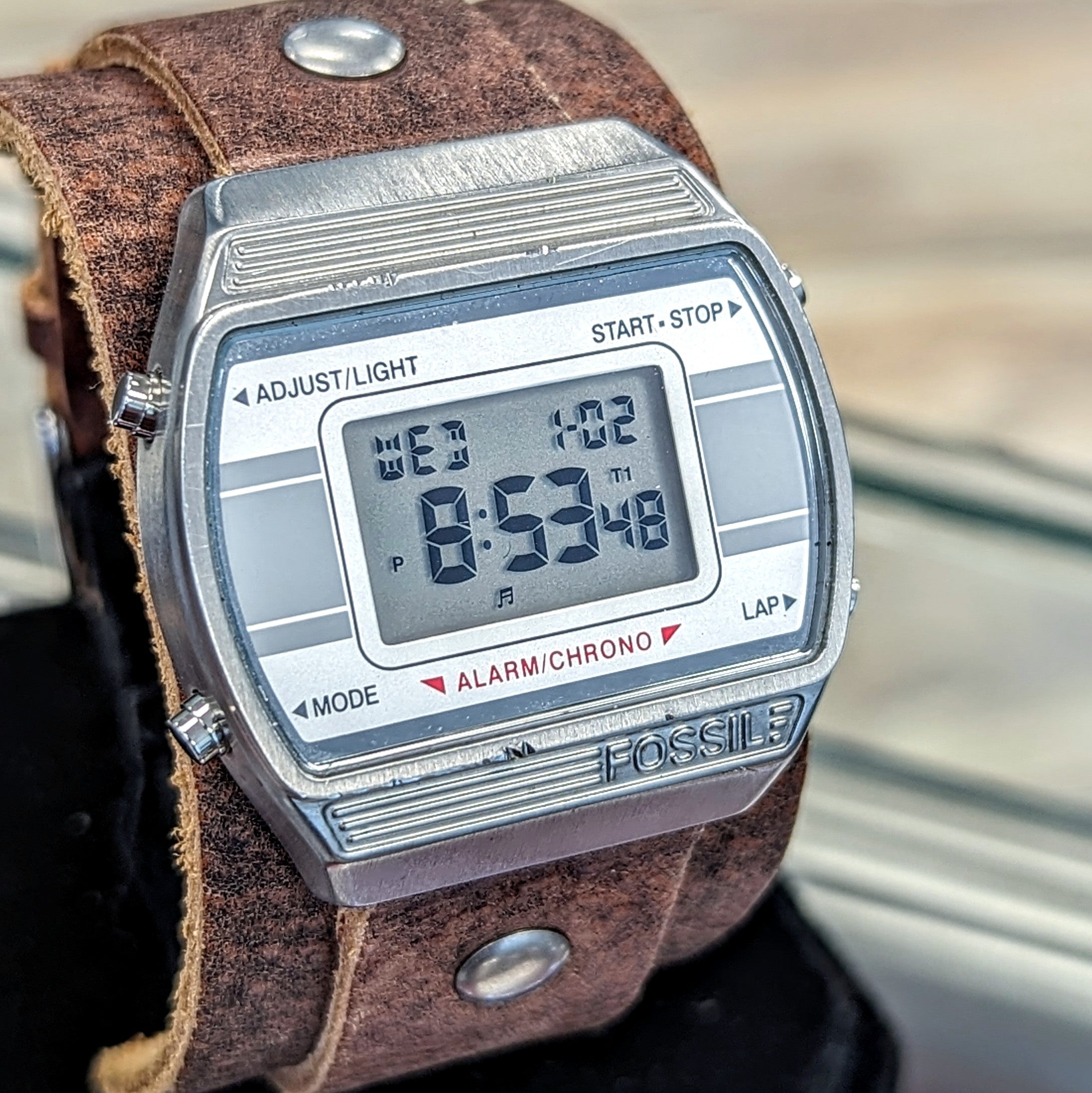 RARE Vintage FOSSIL Digital Alarm Chrono Watch JR-8857 Retro 38mm