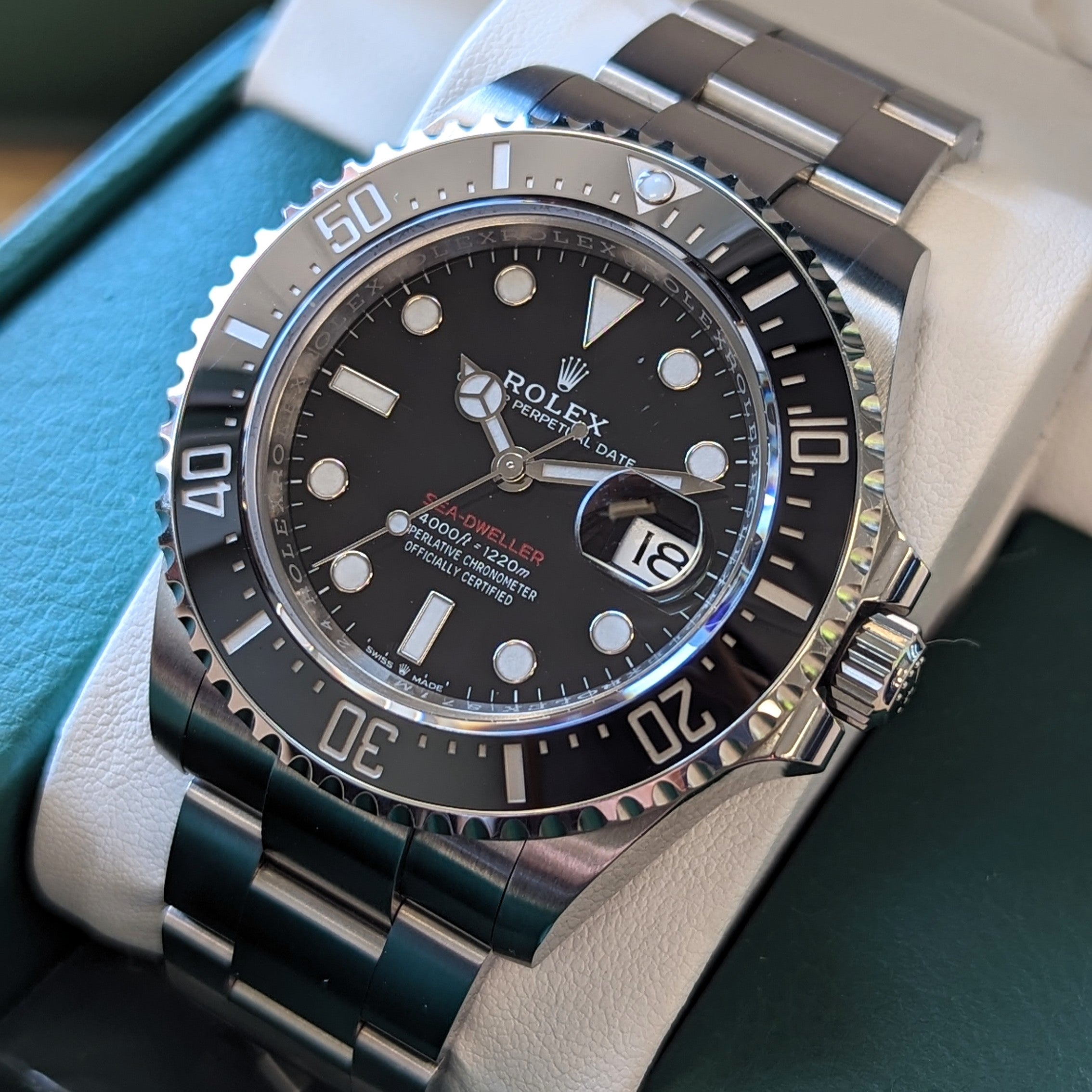 Rolex Sea-Dweller 126600 43mm Stainless Steel 3235 Dive Watch