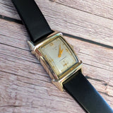 1953 Elgin DuraPower Edgewater Watch Cal. 674 17J Shockmaster Tank Case 6552