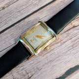 1953 Elgin DuraPower Edgewater Watch Cal. 674 17J Shockmaster Tank Case 6552