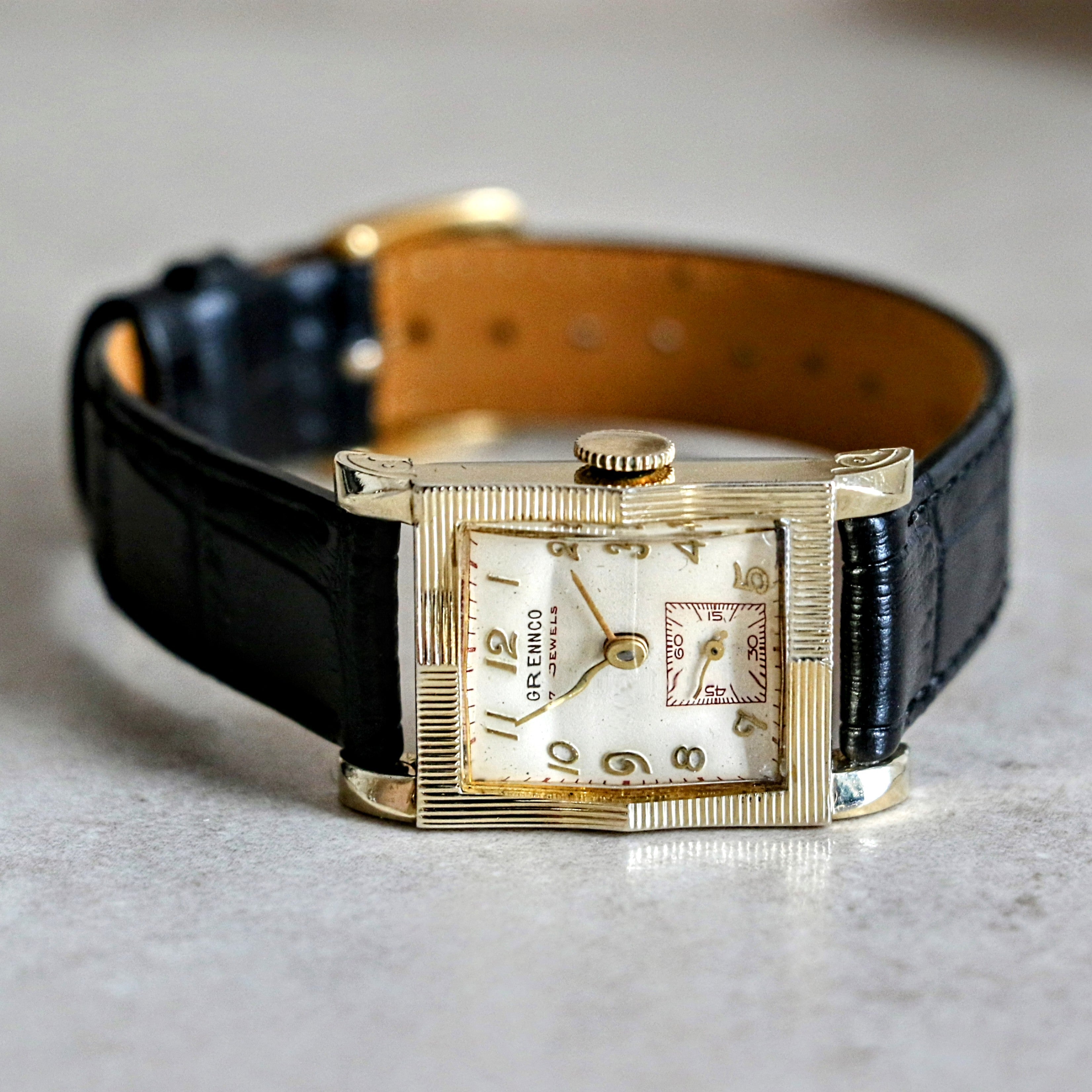 オレオール AUREOLE SW-247 ゴールド クォーツ 腕時計 ジャンク - 腕時計(アナログ)