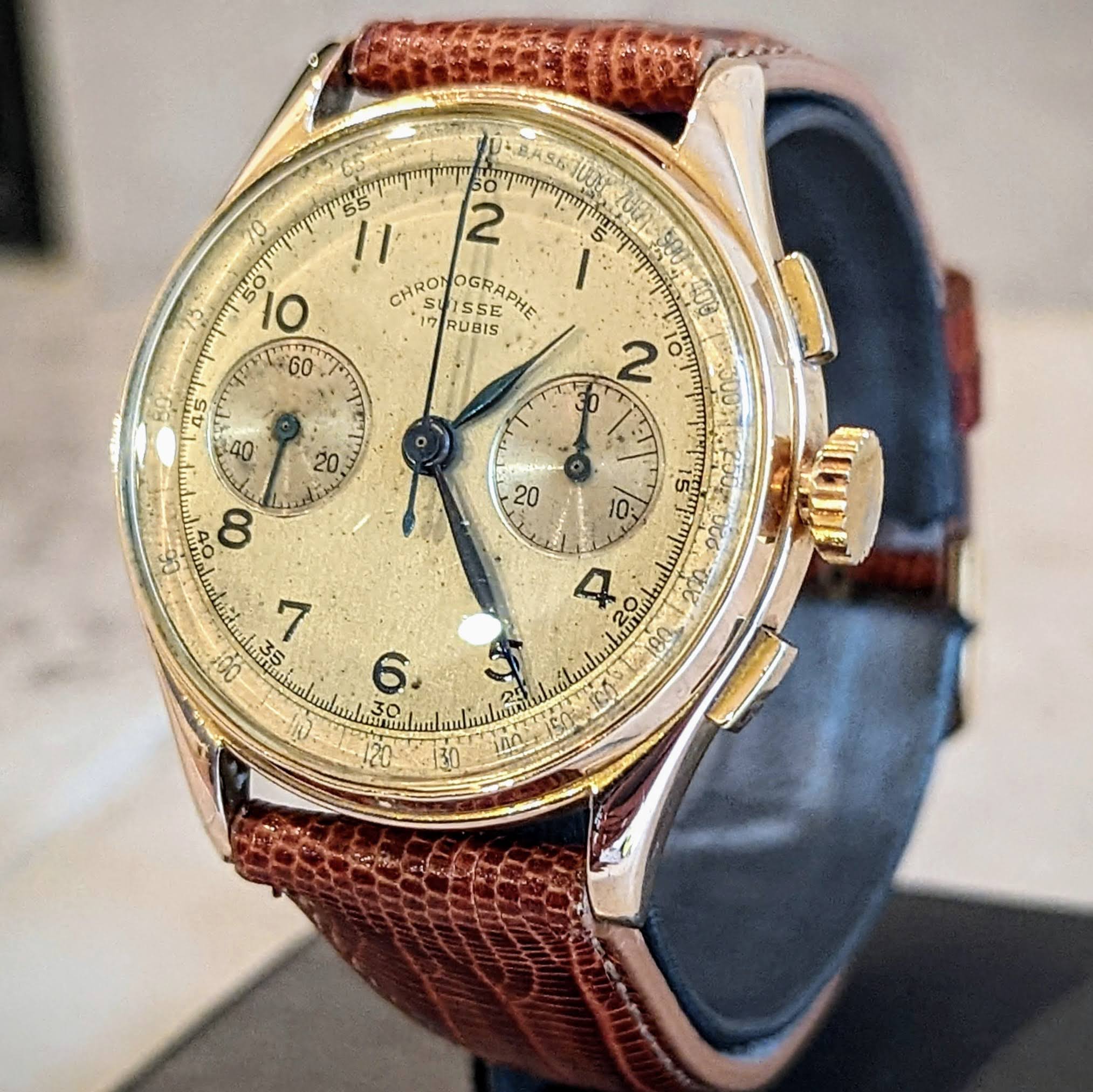 Yellow Gold Chronographe Suisse Watch Vintage CHRONOGRAPHE SUISSE