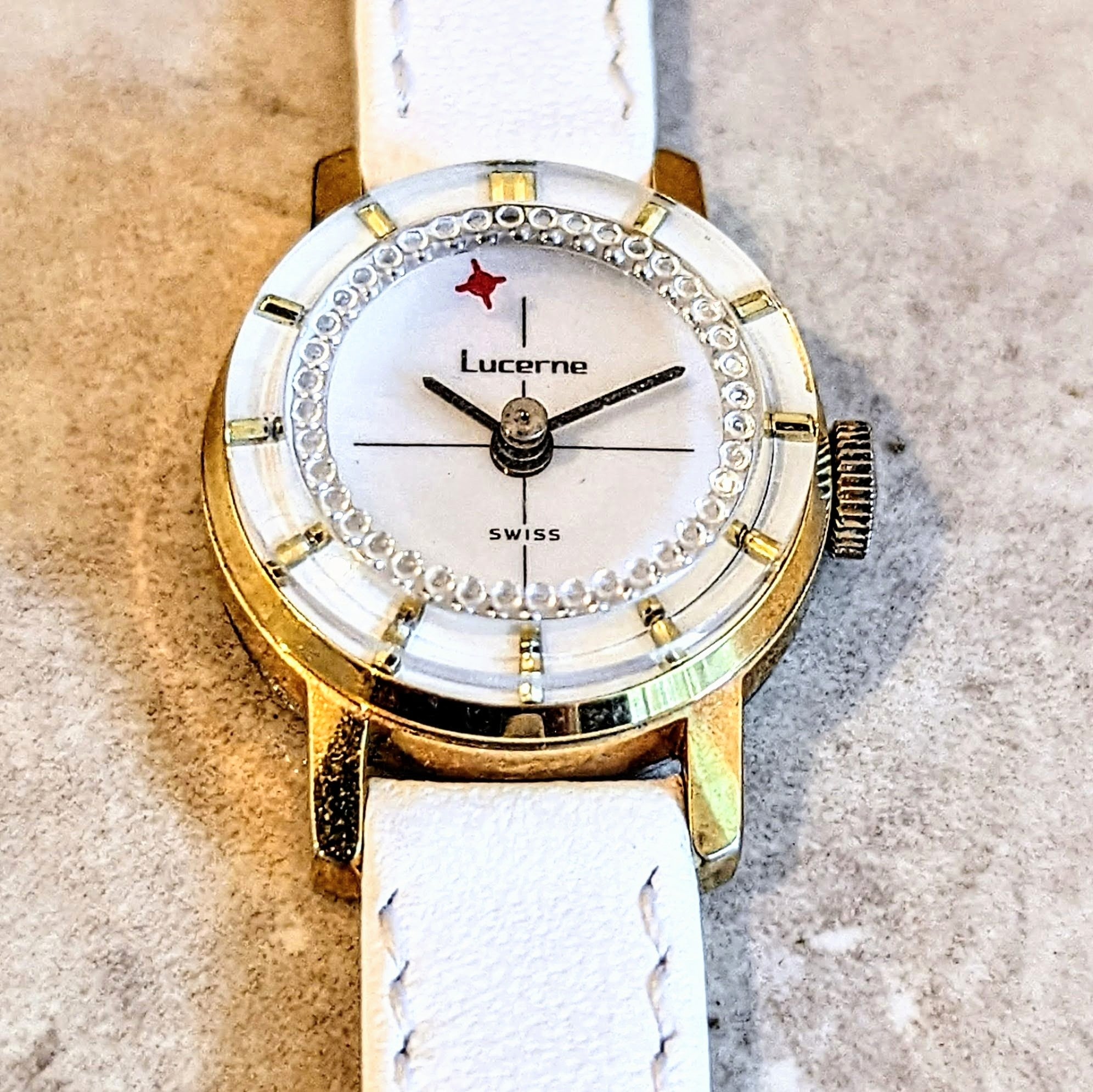 Vintage LUCERNE Mystery Dial Wristwatch Swiss Caliber Baumgartner 911 Very Neat Watch