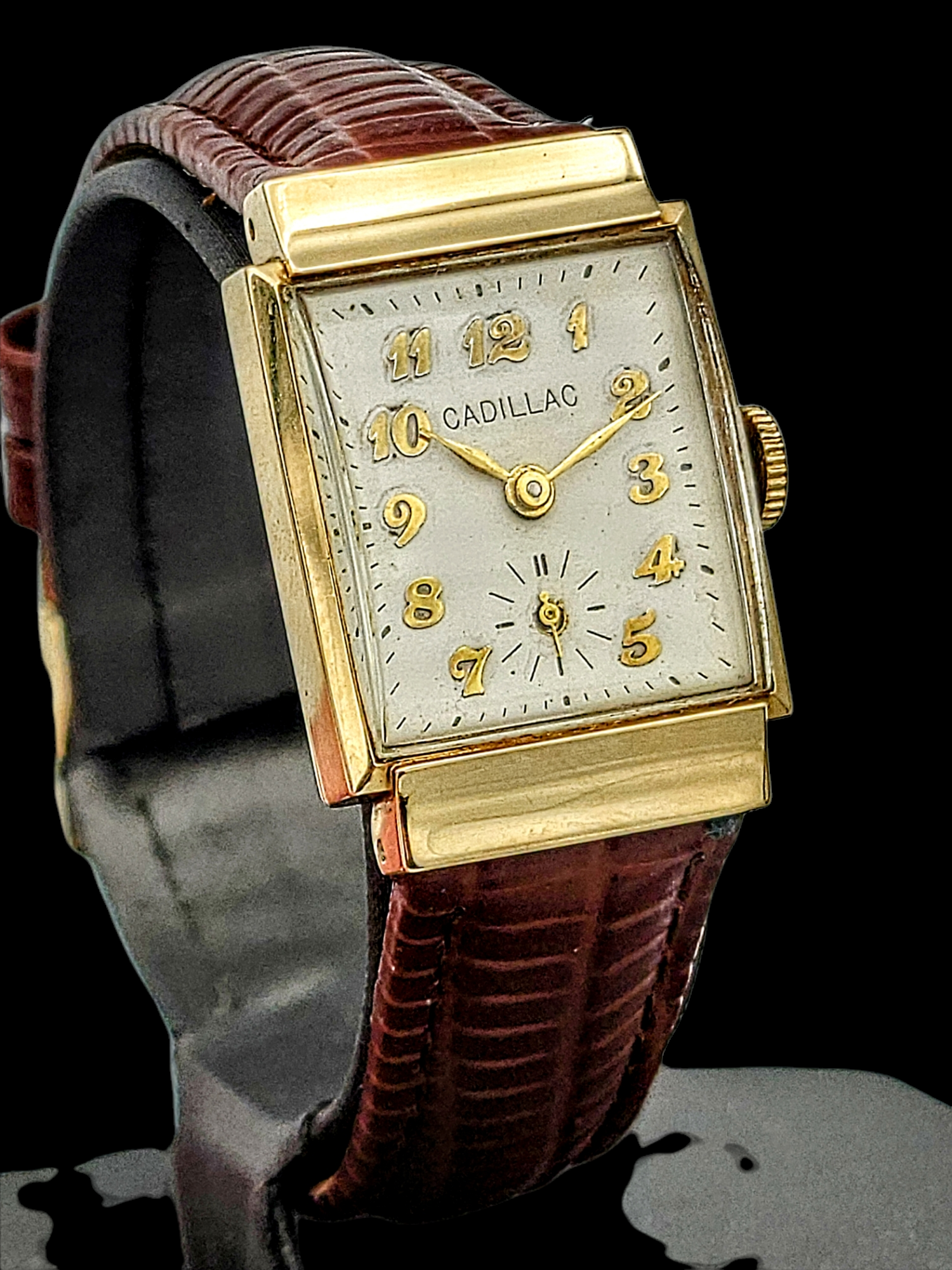 Cadillac 14K Solid Gold Watch 17 Jewels Alb Grossenbacher Movement