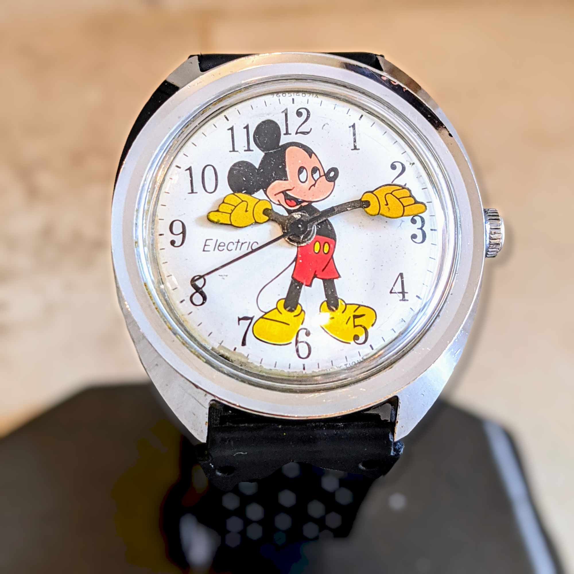 1971 TIMEX Electric Watch Mickey Mouse Vintage Wristwatch Cal. M40